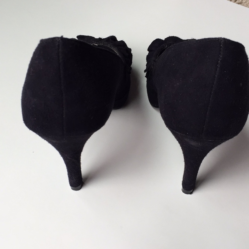 Fioni Ruffle Heels - Picture 4 of 5